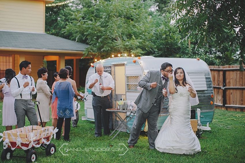 Frozen Bliss Snow Cone trailer at Oak Tree Manor Wedding