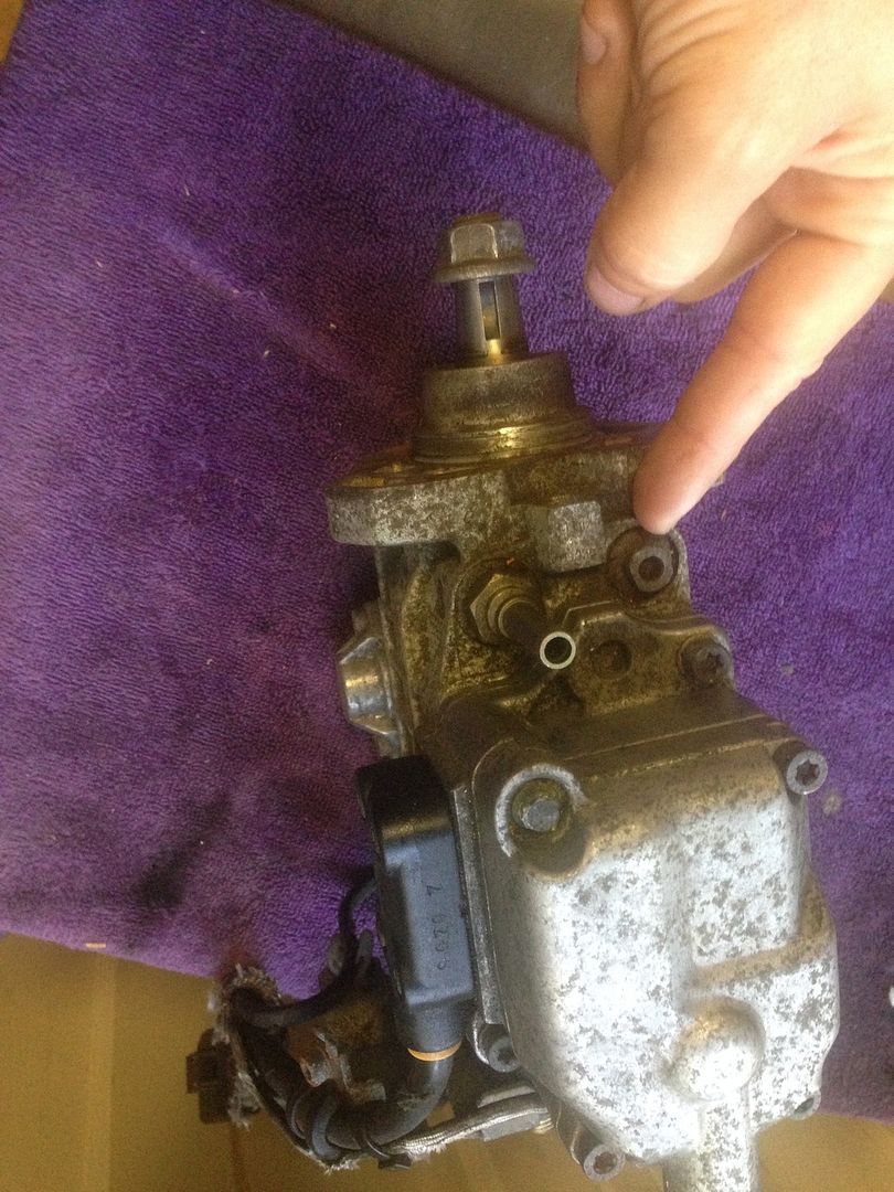 N108 ValveR&R Without Removing The Injection Pump? Forums
