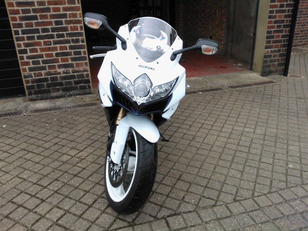 Suzuki Gsxr Motorcycle Forum View Topic Hi All Im New With Pics